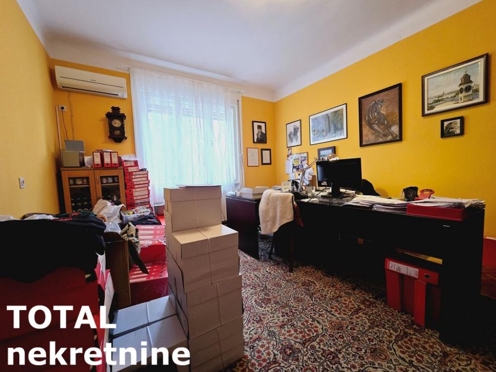 Slika 2 - Stan,NOVI SAD,CENTAR,kv: 82.00, € 254000, ID: 1099087