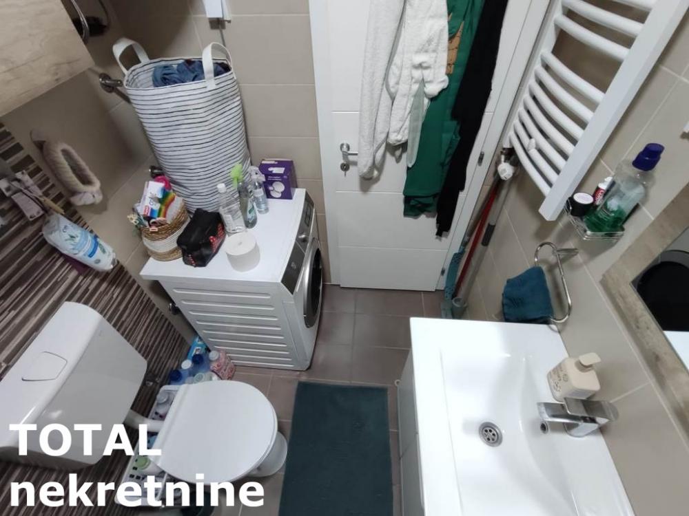 Slika 11 - Stan,NOVI SAD,BULEVAR PATRIJARHA PAVLA,kv: 46.00, € 110000, ID: 1099999