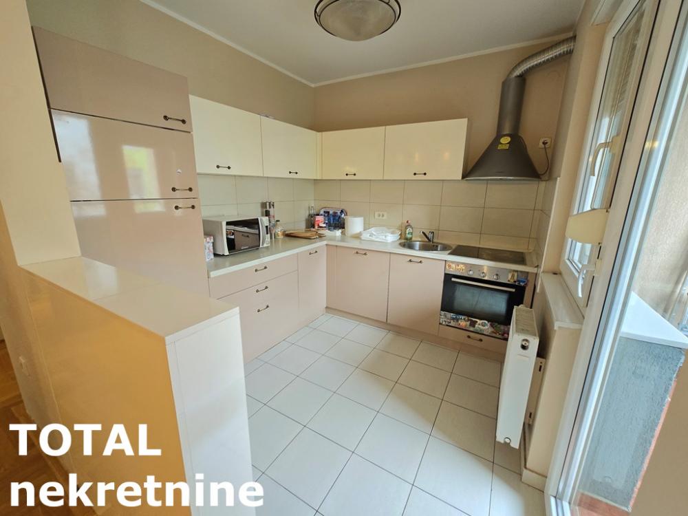 Slika 4 - Stan,NOVI SAD,GRBAVICA,kv: 95.00, € 265000, ID: 1099810