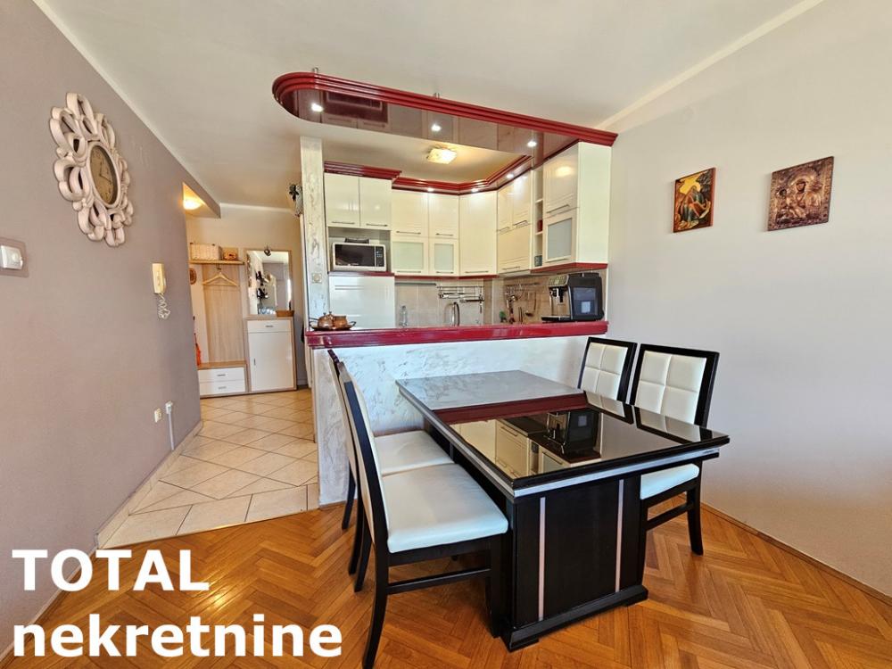 Slika 6 - Stan,NOVI SAD,GRBAVICA,kv: 80.00, € 206000, ID: 1100021