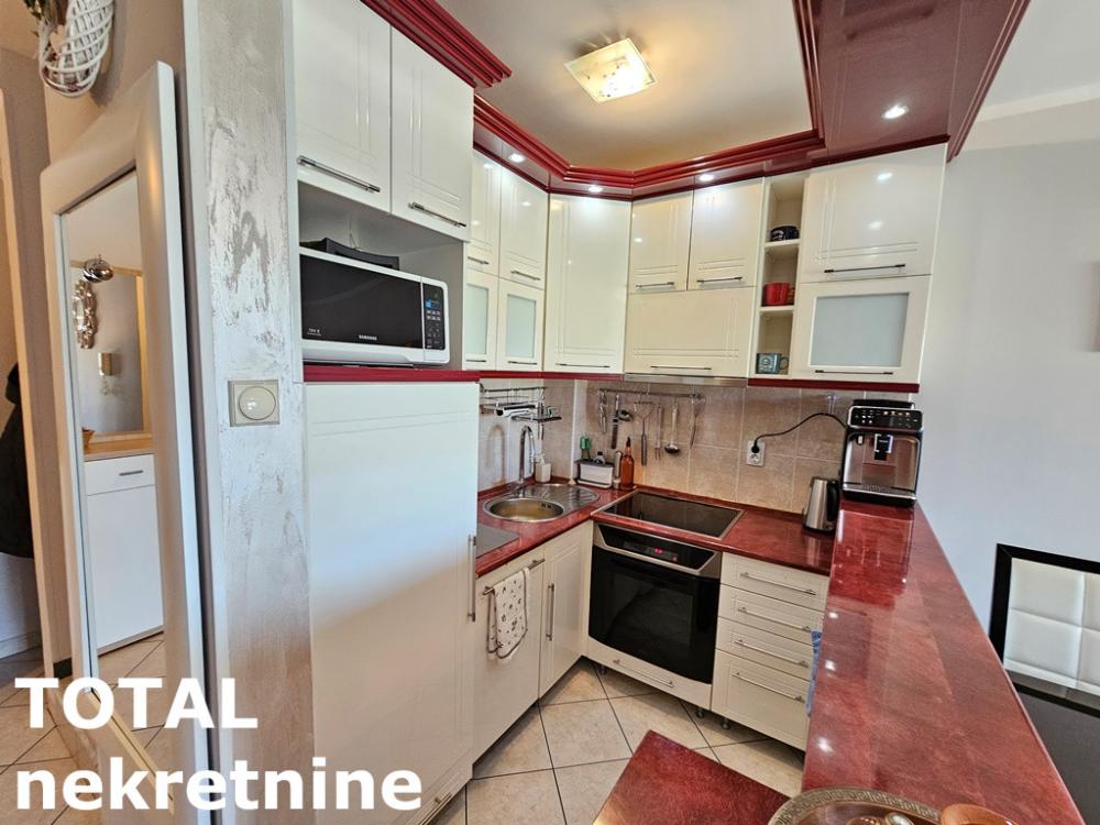 Slika 4 - Stan,NOVI SAD,GRBAVICA,kv: 80.00, € 206000, ID: 1100021