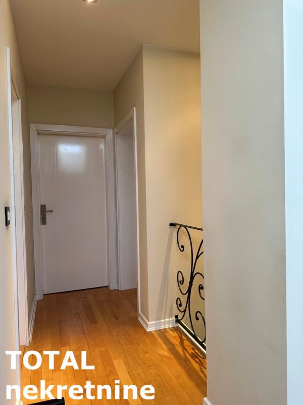 Slika 8 - Stan,NOVI SAD,GRBAVICA,kv: 134.00, € 380000, ID: 1100031