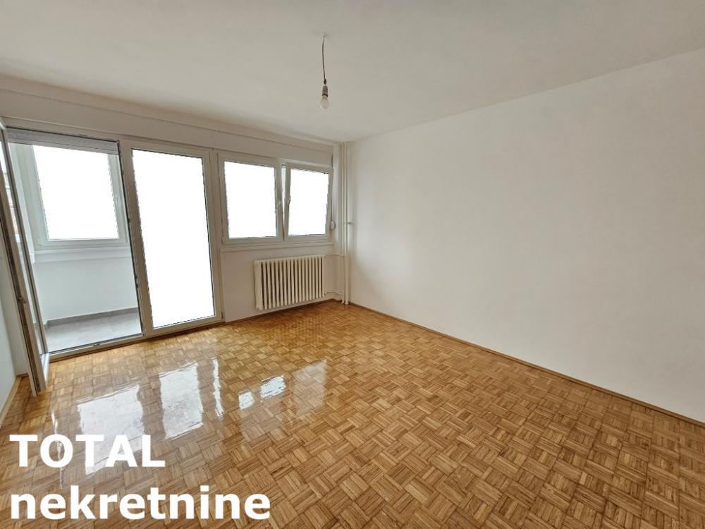 Slika 1 - Stan,NOVI SAD,BULEVAR,kv: 63.00, € 161400, ID: 1100087