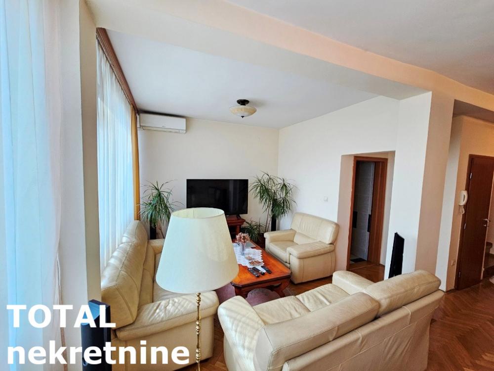 Slika 6 - Stan,NOVI SAD,CENTAR,kv: 148.00, € 244200, ID: 1100090