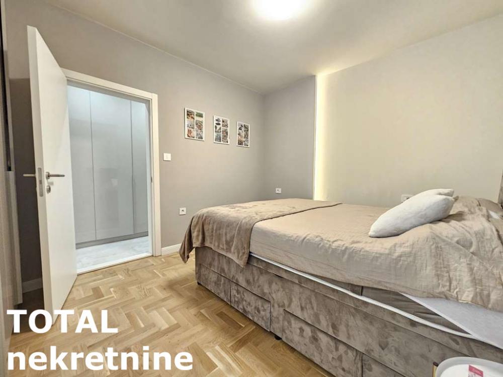 Slika 11 - Stan,NOVI SAD,GRBAVICA,kv: 50.00, € 200000, ID: 1100608