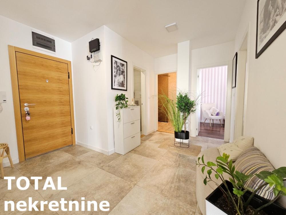 Slika 7 - Stan,NOVI SAD,TELEP,kv: 96.00, € 300000, ID: 1100200