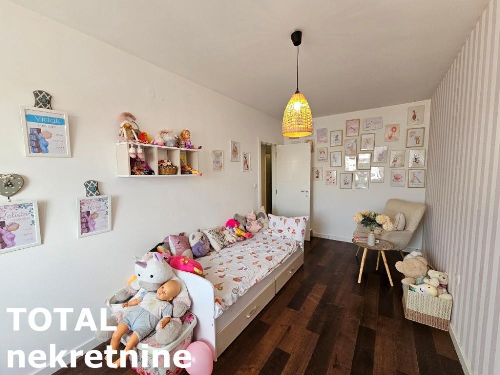 Slika 10 - Stan,NOVI SAD,TELEP,kv: 96.00, € 300000, ID: 1100200