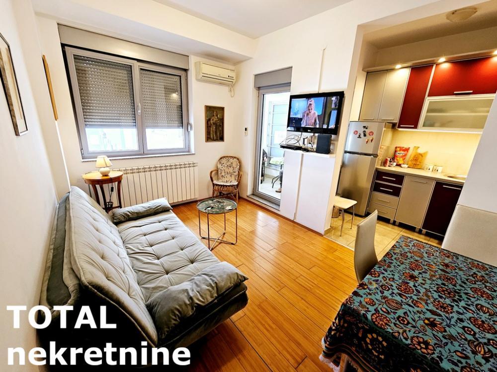 Glavna slika -Stan,NOVI SAD,CENTAR,kv: 31.00, € 108500, ID: 1100709