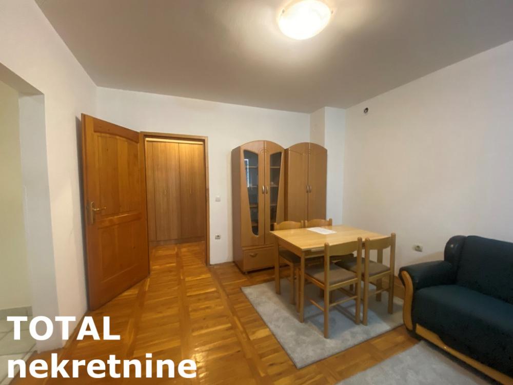 Slika 6 - Stan,NOVI SAD,BULEVAR,kv: 38.00, € 125000, ID: 1100875