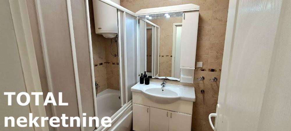 Slika 7 - Stan,NOVI SAD,CENTAR,kv: 56.00, € 146260, ID: 1100745