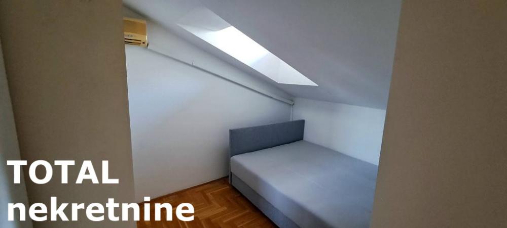 Slika 3 - Stan,NOVI SAD,CENTAR,kv: 56.00, € 146260, ID: 1100745