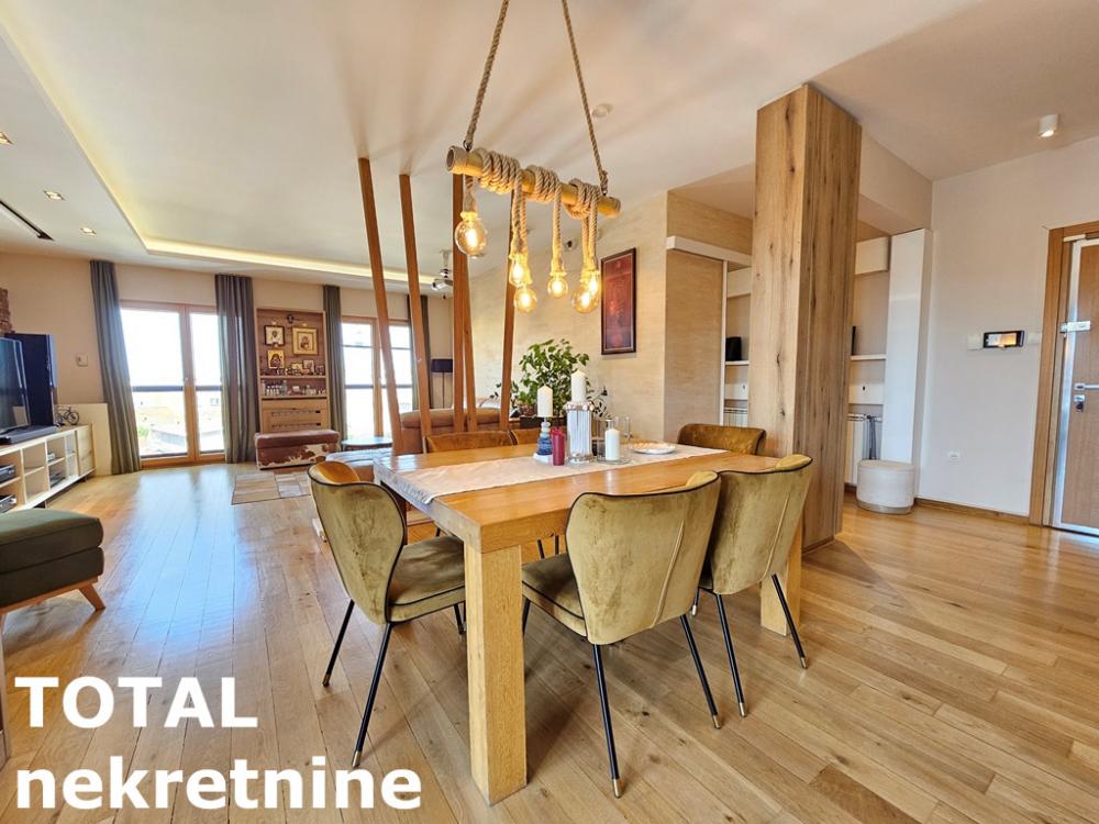 Slika 7 - Stan,NOVI SAD,CENTAR,kv: 132.00, € 500000, ID: 1100737