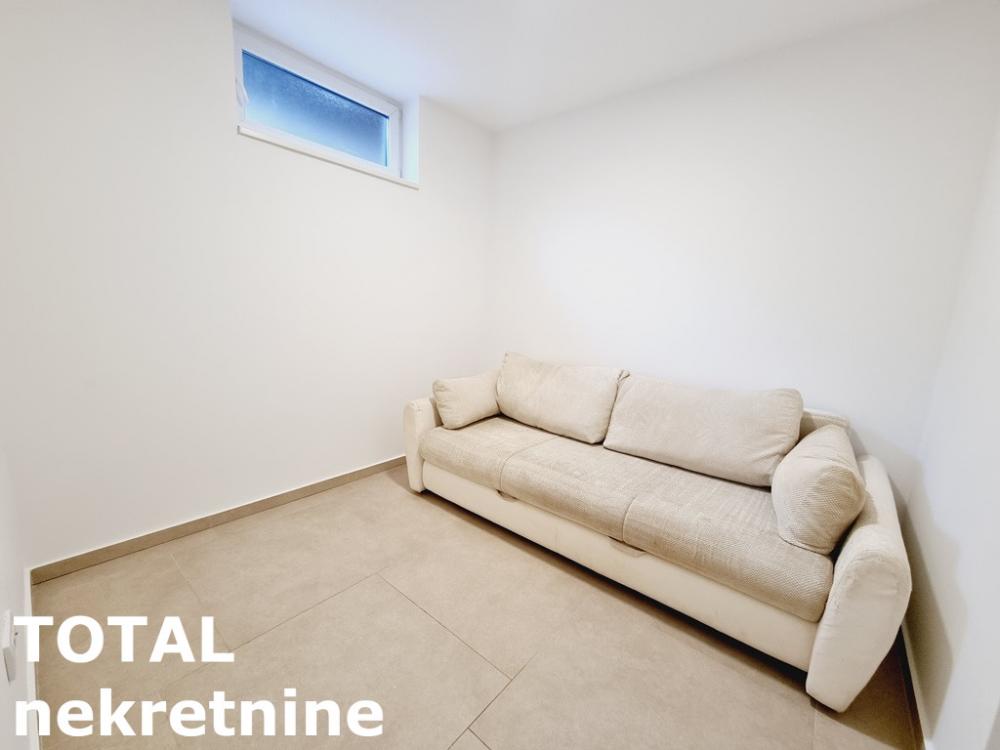 Slika 8 - Stan,NOVI SAD,SAJAM,kv: 70.00, € 107120, ID: 1099982