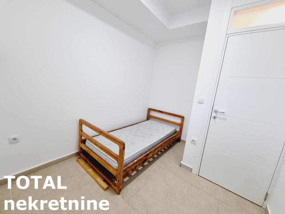 Slika 6 - Stan,NOVI SAD,SAJAM,kv: 70.00, € 107120, ID: 1099982