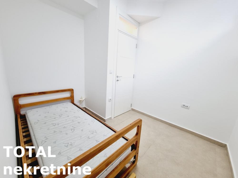 Slika 7 - Stan,NOVI SAD,SAJAM,kv: 70.00, € 107120, ID: 1099982