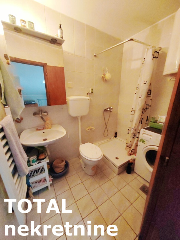 Slika 11 - Stan,NOVI SAD,BULEVAR,kv: 48.00, € 96000, ID: 1098663