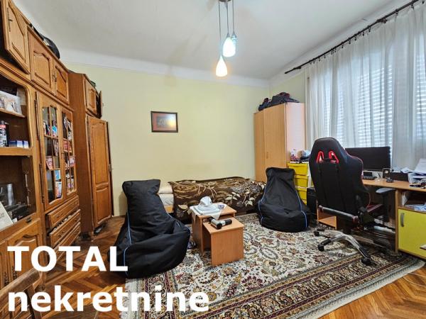Slika 4 - Stan,NOVI SAD,CENTAR,kv: 80.00, € 185000, ID: 1098688