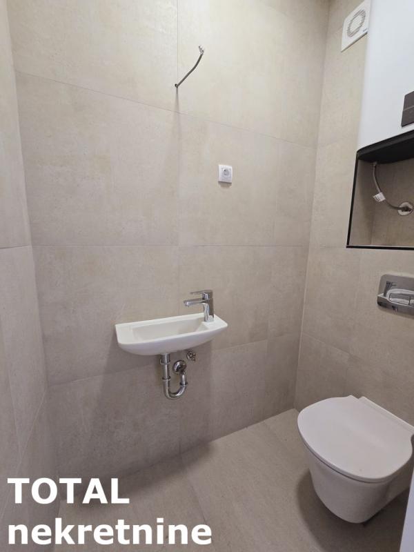 Slika 7 - Stan,PETROVARADIN,PETROVARADIN,kv: 72.00, € 155730, ID: 1098758