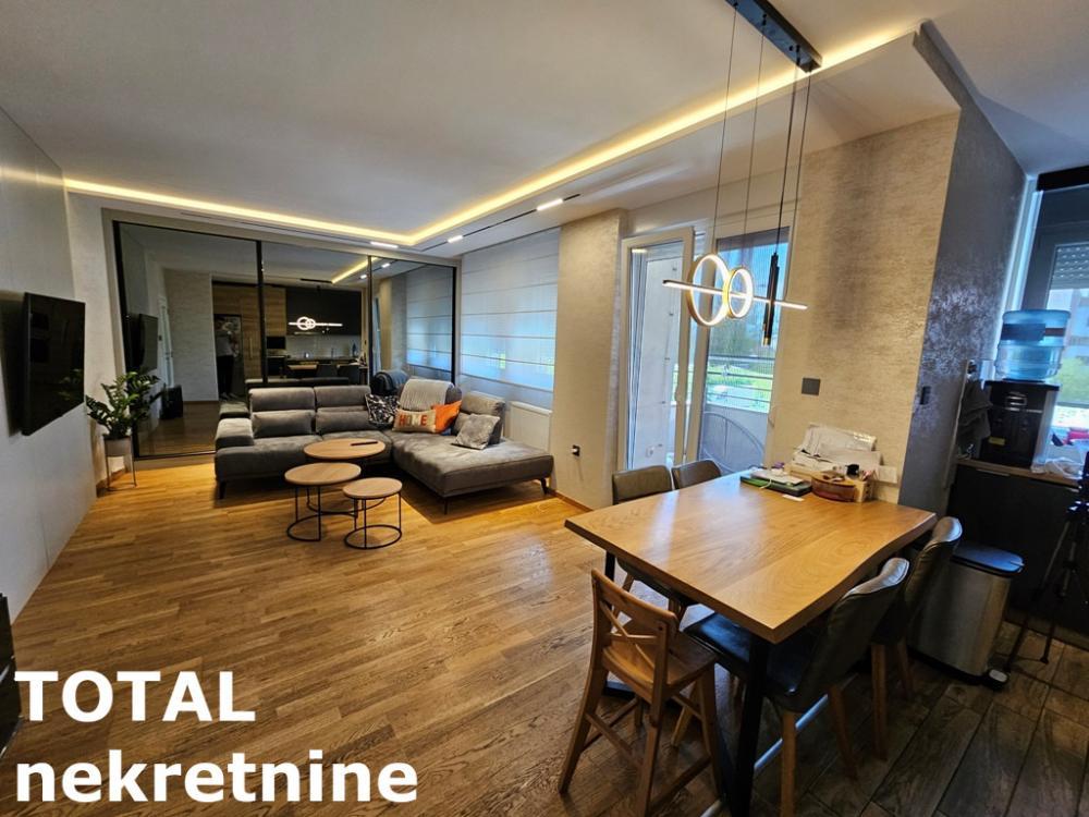 Glavna slika -Stan,NOVI SAD,BULEVAR PATRIJARHA PAVLA,kv: 84.00, € 235000, ID: 1100484