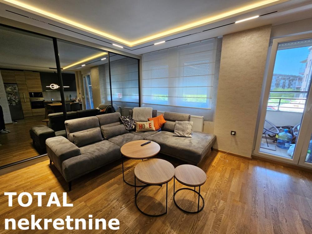 Slika 2 - Stan,NOVI SAD,BULEVAR PATRIJARHA PAVLA,kv: 84.00, € 235000, ID: 1100484