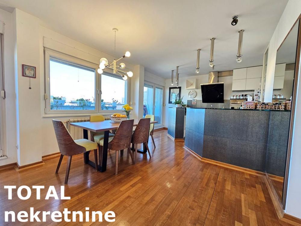 Slika 8 - Stan,NOVI SAD,CENTAR,kv: 112.00, € 350000, ID: 1098391