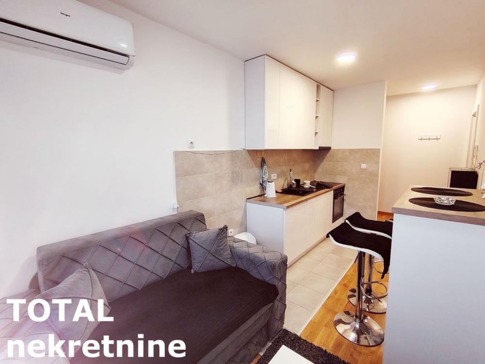 Slika 3 - Stan,NOVI SAD,SALAJKA,kv: 30.00, € 90130, ID: 1098796