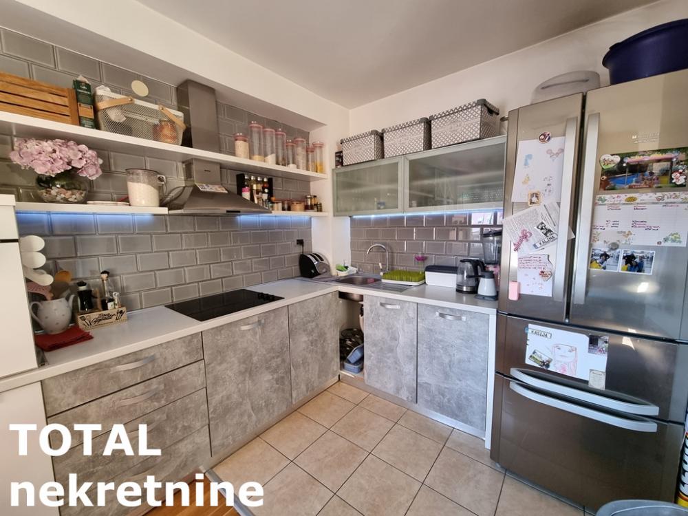 Slika 4 - Stan,NOVI SAD,NOVA DETELINARA,kv: 83.00, € 170150, ID: 1098936