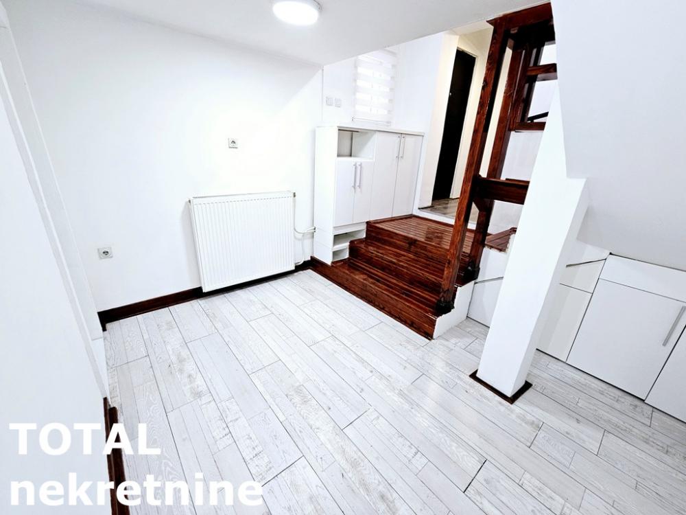 Slika 3 - Stan,PETROVARADIN,PETROVARADIN,kv: 50.00, € 90290, ID: 1100616