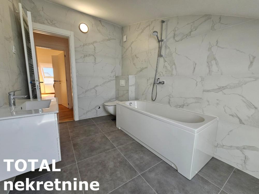 Slika 3 - Stan,NOVI SAD,GRBAVICA,kv: 185.00, € 566500, ID: 1100859