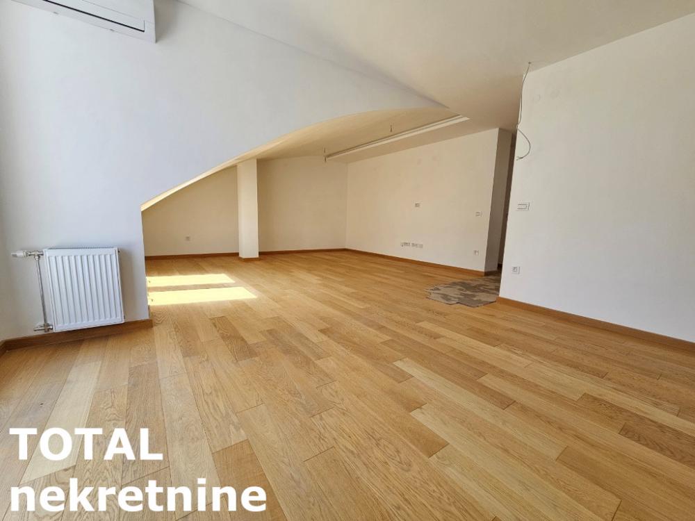 Slika 10 - Stan,NOVI SAD,GRBAVICA,kv: 185.00, € 566500, ID: 1100859