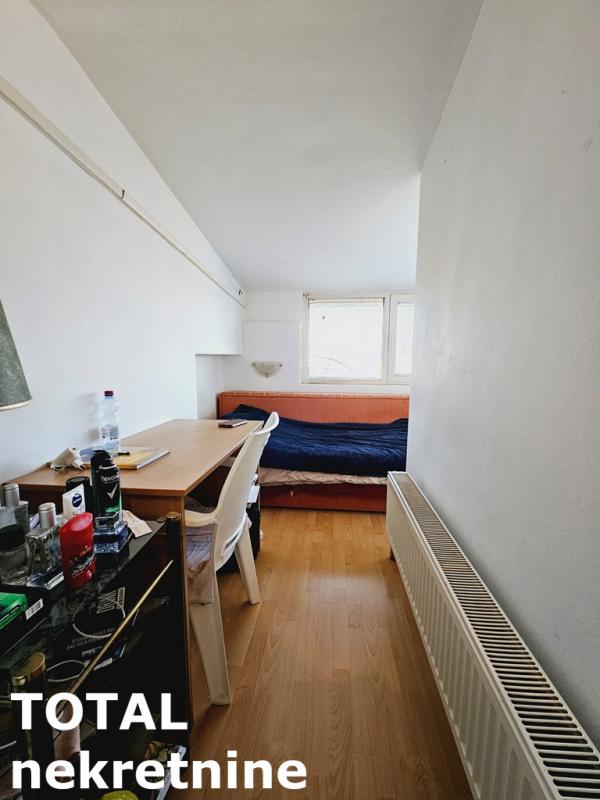 Slika 6 - Stan,NOVI SAD,CENTAR,kv: 26.00, € 76220, ID: 1099456