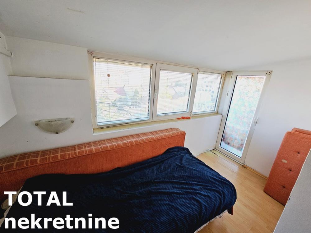 Slika 4 - Stan,NOVI SAD,CENTAR,kv: 26.00, € 76220, ID: 1099456