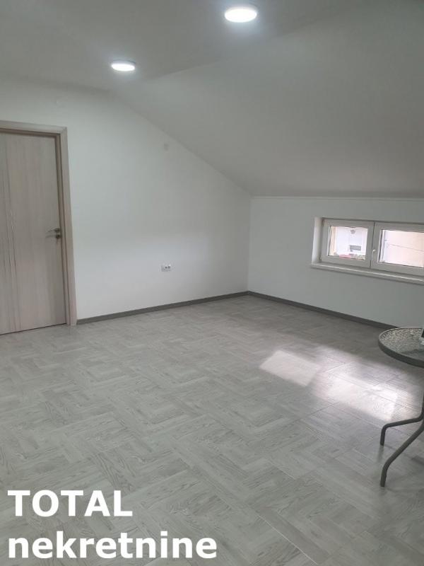 Slika 4 - Stan,NOVI SAD,KLISA,kv: 71.00, € 113300, ID: 1099646