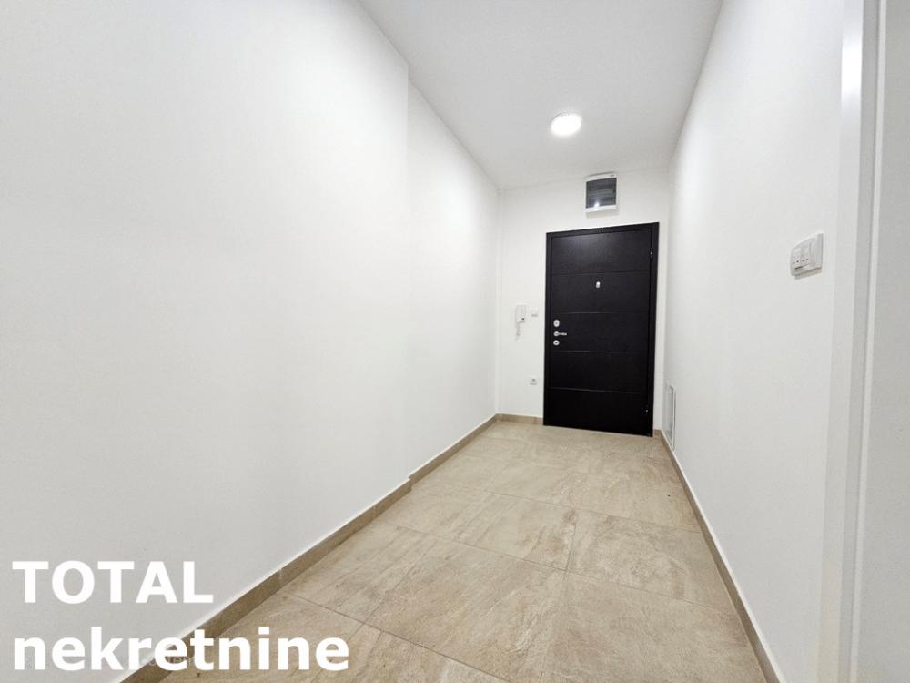 Slika 8 - Stan,NOVI SAD,TELEP,kv: 68.00, € 171600, ID: 1100844