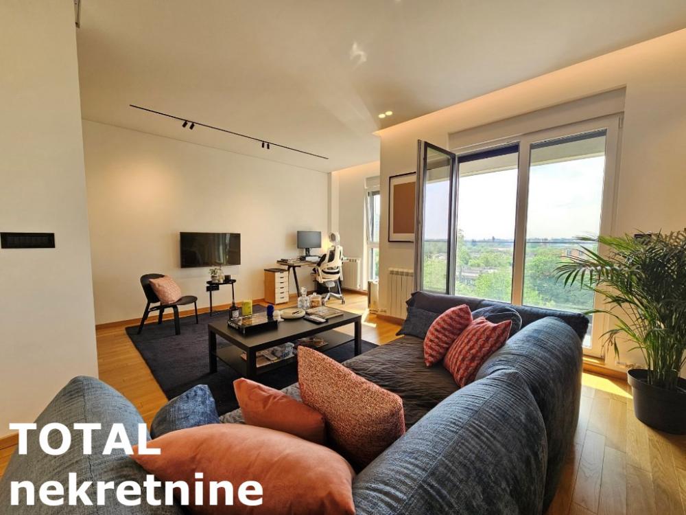 Slika 4 - Stan,NOVI SAD,BULEVAR EVROPE,kv: 61.00, € 220000, ID: 1100378