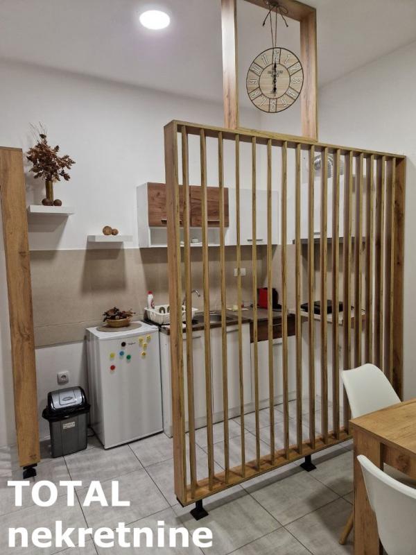 Slika 4 - Stan,NOVI SAD,SALAJKA,kv: 41.00, € 127100, ID: 1100555