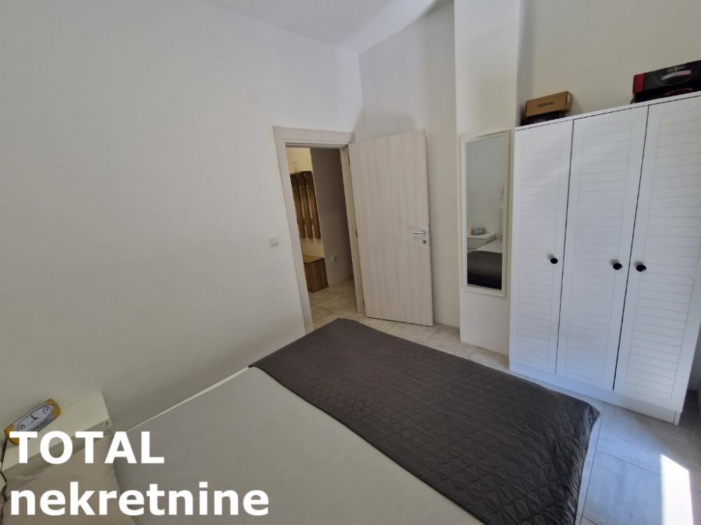 Slika 7 - Stan,NOVI SAD,SALAJKA,kv: 41.00, € 127100, ID: 1100555