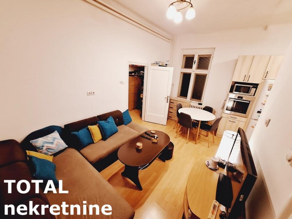 Slika 10 - Stan,NOVI SAD,CENTAR,kv: 106.00, € 327550, ID: 1097226