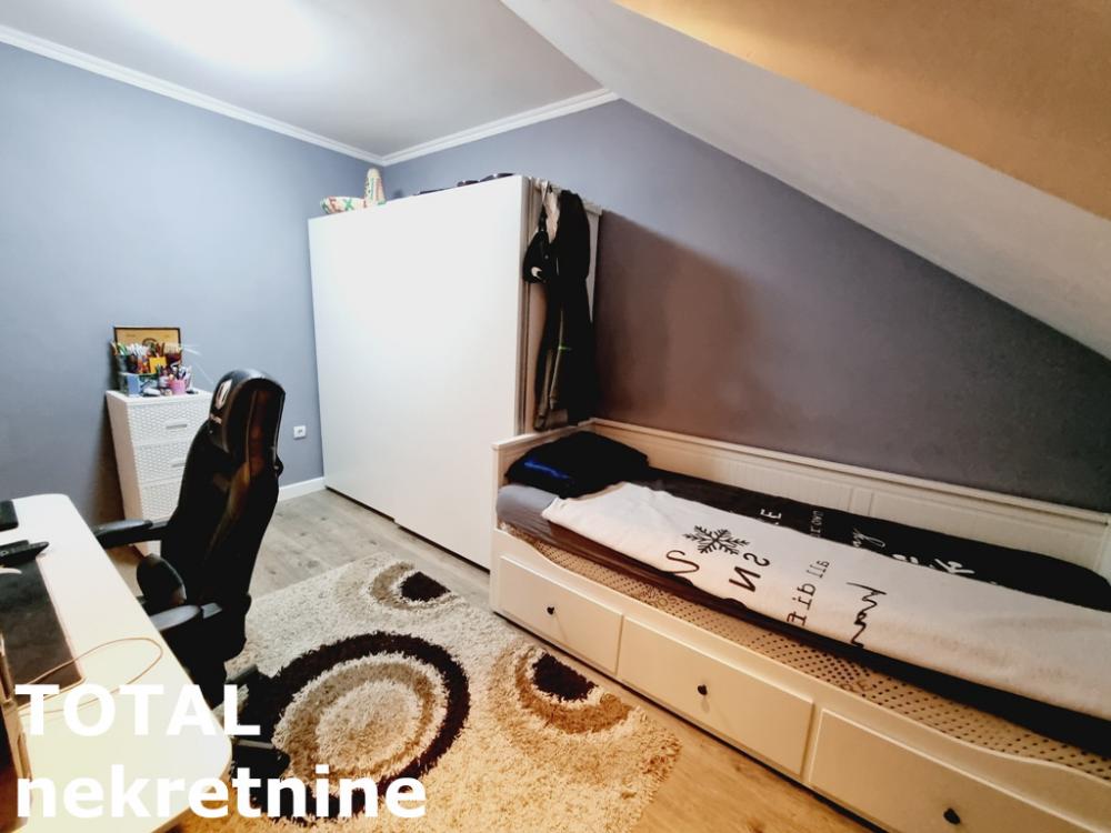 Slika 11 - Stan,NOVI SAD,NOVA DETELINARA,kv: 81.00, € 190000, ID: 1099711