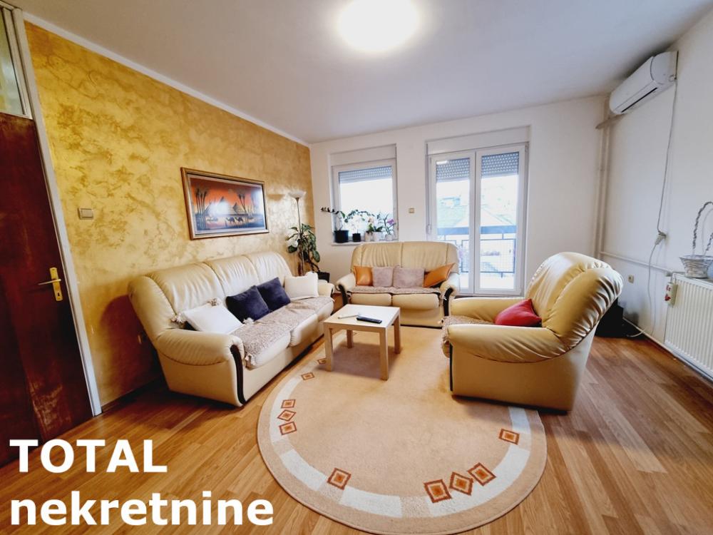 Slika 1 - Stan,NOVI SAD,CENTAR,kv: 82.00, € 228050, ID: 1100201