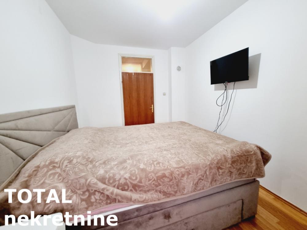 Slika 11 - Stan,NOVI SAD,CENTAR,kv: 82.00, € 228050, ID: 1100201