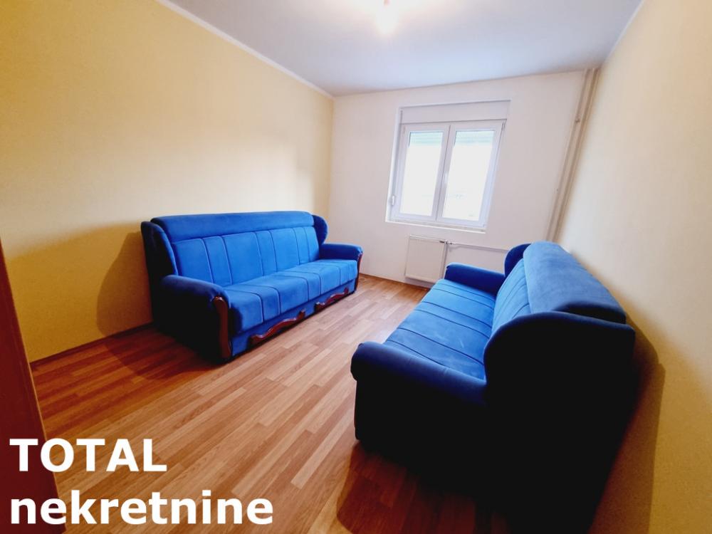 Slika 8 - Stan,NOVI SAD,CENTAR,kv: 82.00, € 228050, ID: 1100201