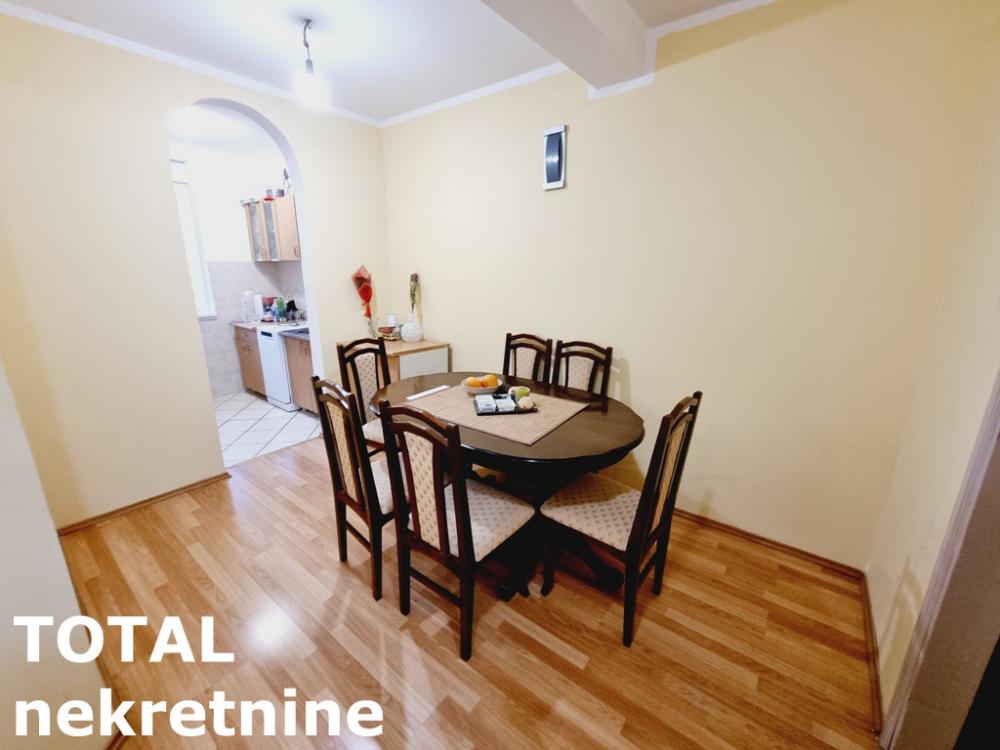 Slika 3 - Stan,NOVI SAD,CENTAR,kv: 82.00, € 228050, ID: 1100201