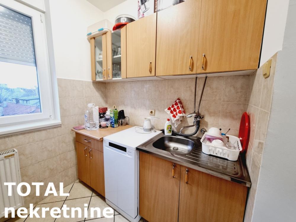 Slika 5 - Stan,NOVI SAD,CENTAR,kv: 82.00, € 228050, ID: 1100201