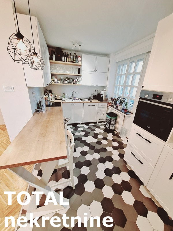 Slika 9 - Stan,NOVI SAD,CENTAR,kv: 114.00, € 470000, ID: 1099443