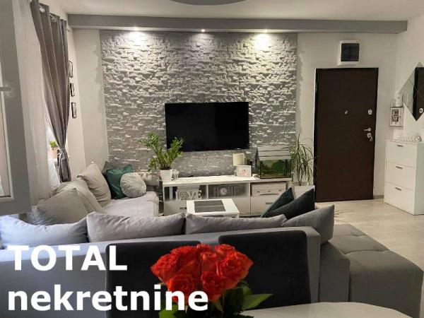 Slika 1 - Stan,NOVI SAD,CENTAR,kv: 157.00, € 185400, ID: 1098325