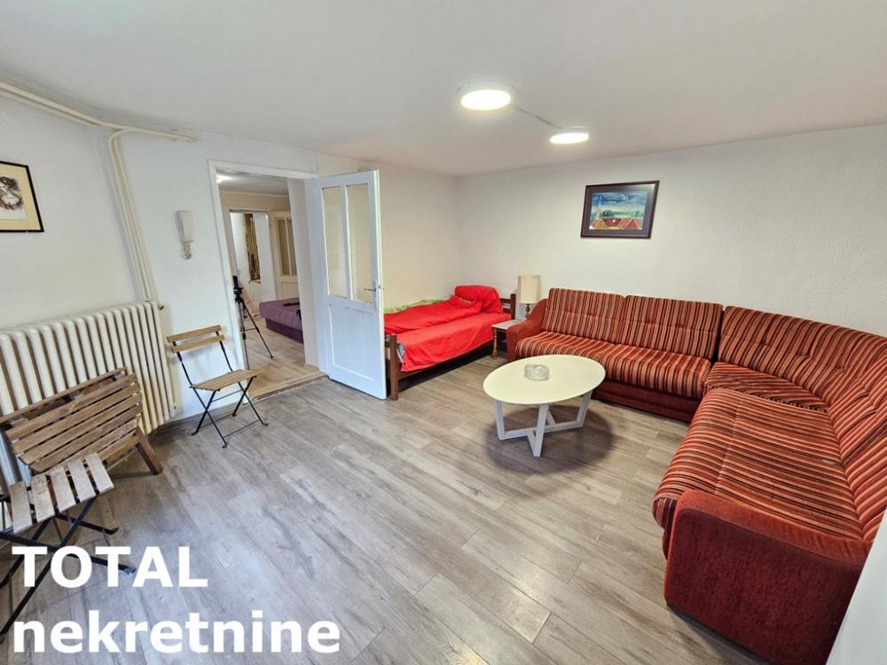 Glavna slika -Stan,NOVI SAD,CENTAR,kv: 54.00, € 89100, ID: 1100661