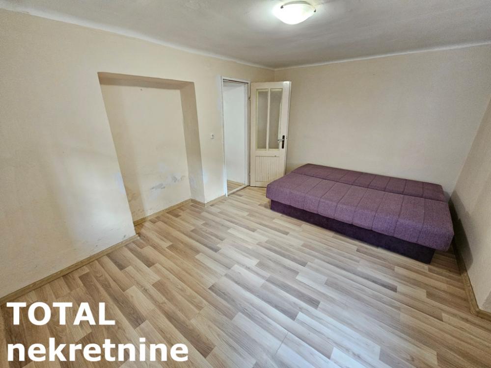 Slika 2 - Stan,NOVI SAD,CENTAR,kv: 54.00, € 89100, ID: 1100661