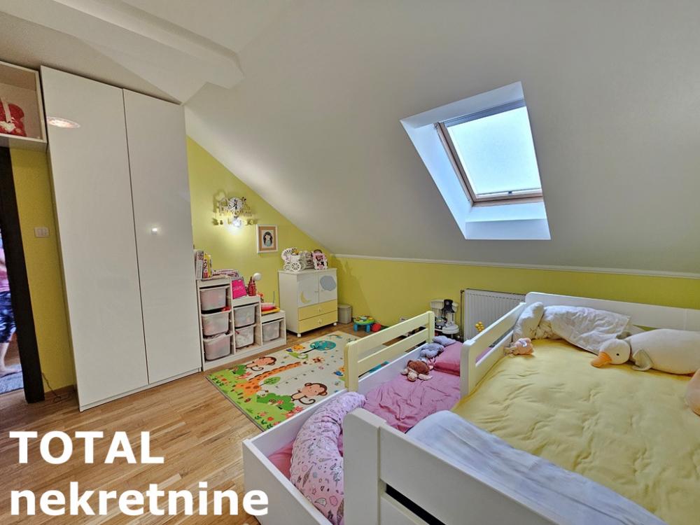 Slika 11 - Stan,NOVI SAD,BULEVAR EVROPE,kv: 105.00, € 240000, ID: 1099173