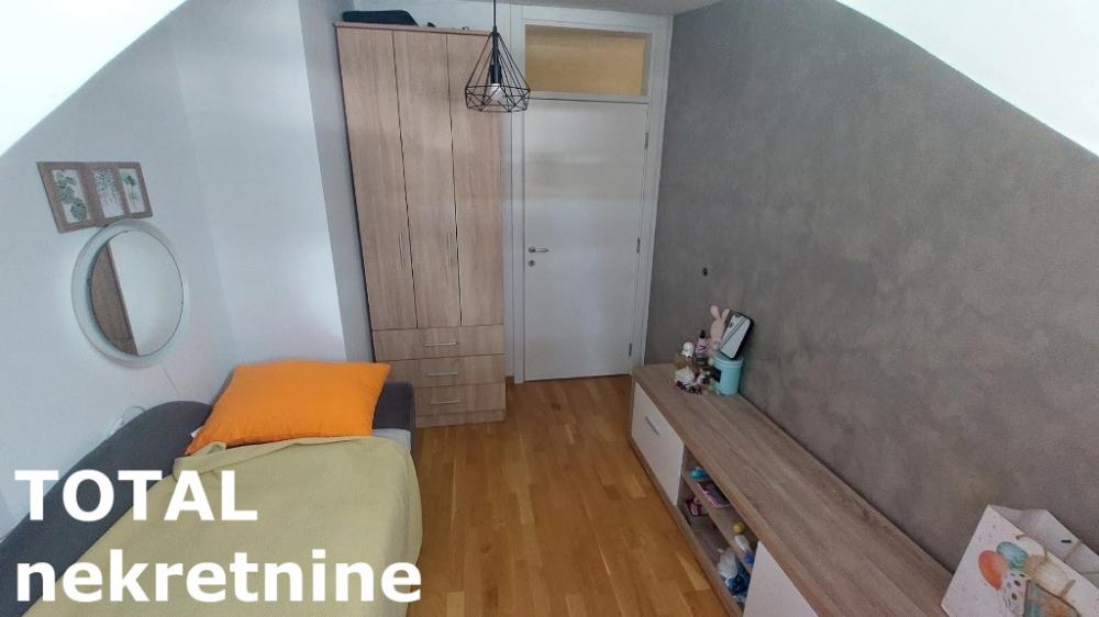 Slika 5 - Stan,PETROVARADIN,PETROVARADIN,kv: 90.00, € 154500, ID: 1100836